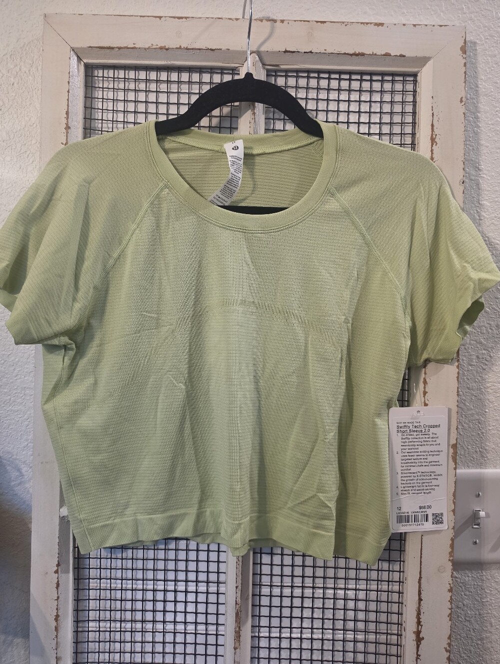 NWT lululemon Swiftly Tech Cropped T-Shirt